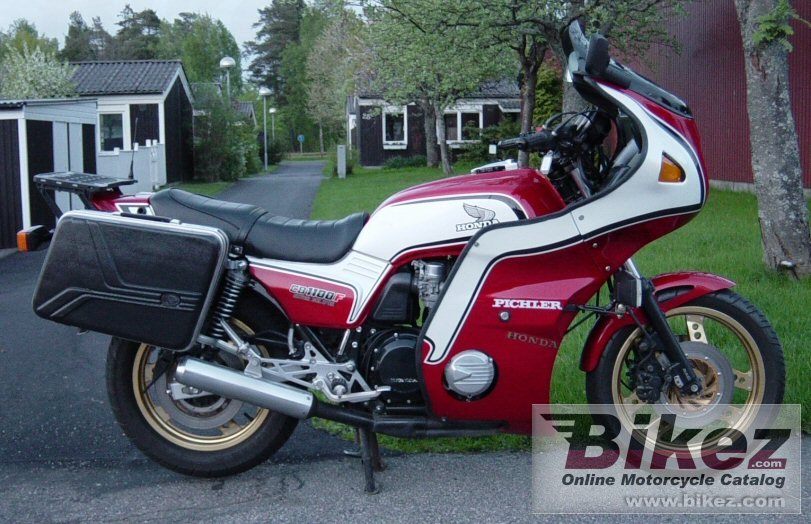 Big Jan Lanner cb 1100 f (reduced effect) picture and wallpaper from Bikez.com